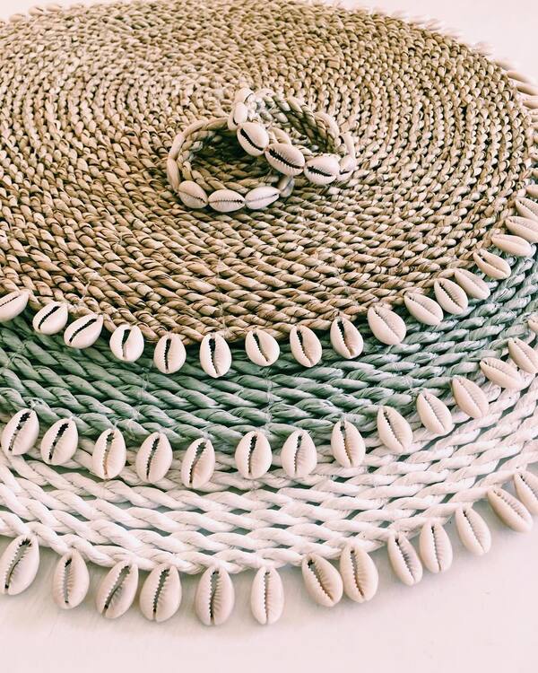 Round Shell Placemat